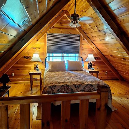 Neshannock Creekside Log Cabin Volant 외부 사진