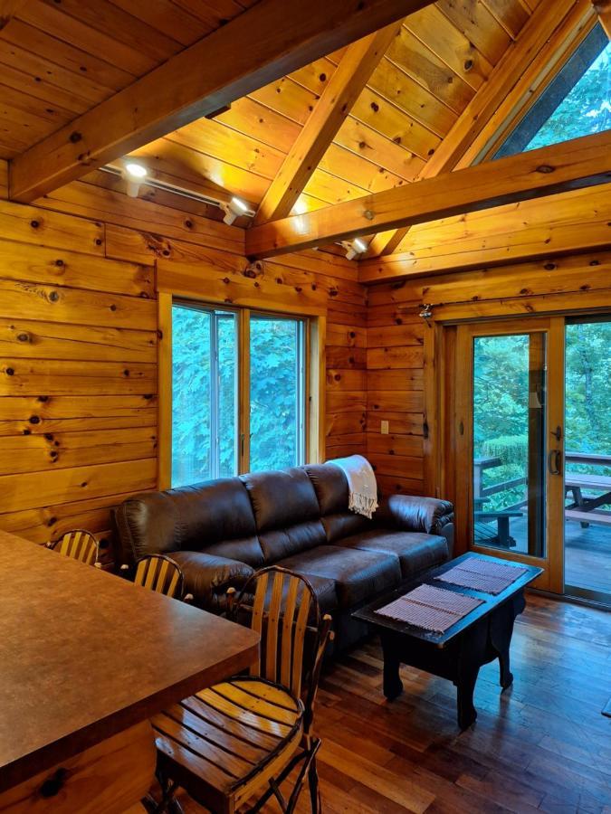 Neshannock Creekside Log Cabin Volant 외부 사진